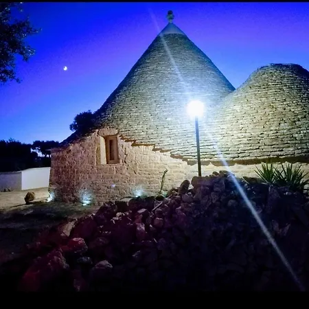 Trullo Il Zippo In Zippitello Holiday home Alberobello