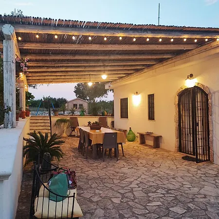 Trullo Il Zippo In Zippitello Holiday home Alberobello